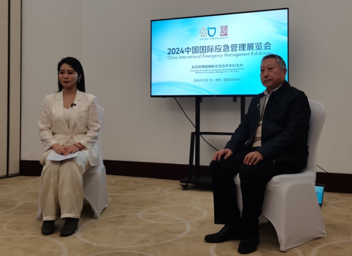 张铁英会长应邀做客中国国际应急管理展览会直播间